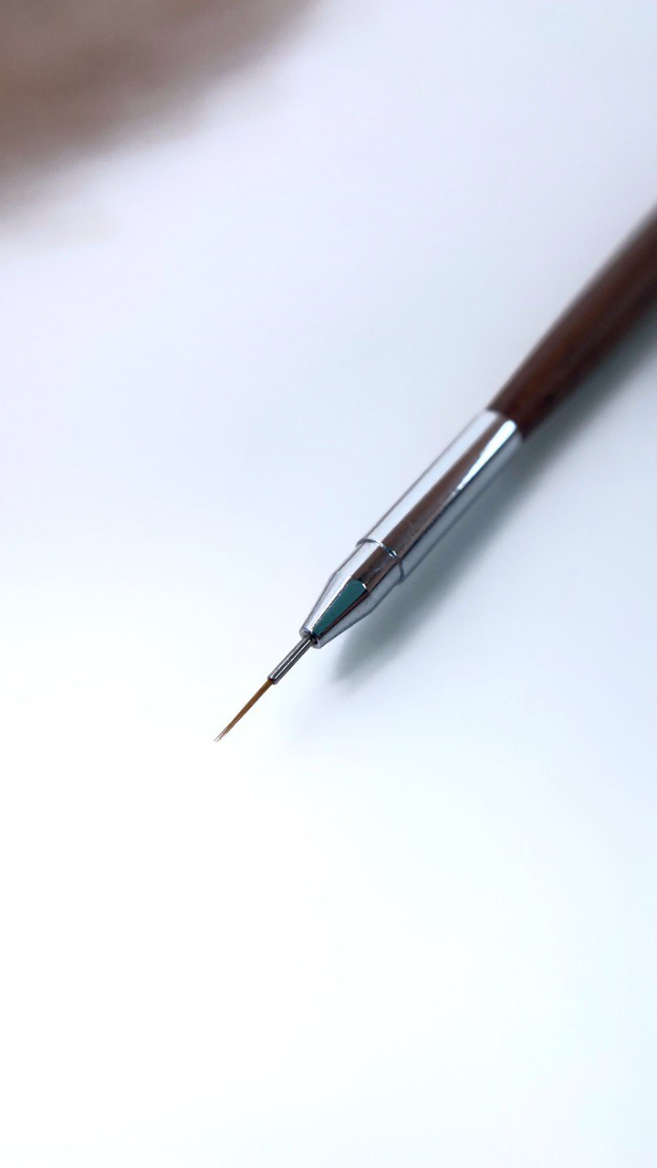 картинка Кисть для контурных прорисовок #1  от магазина MADINAIL 